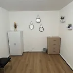 Spacious Rooms For Rent 10 Min From Tower Bridge