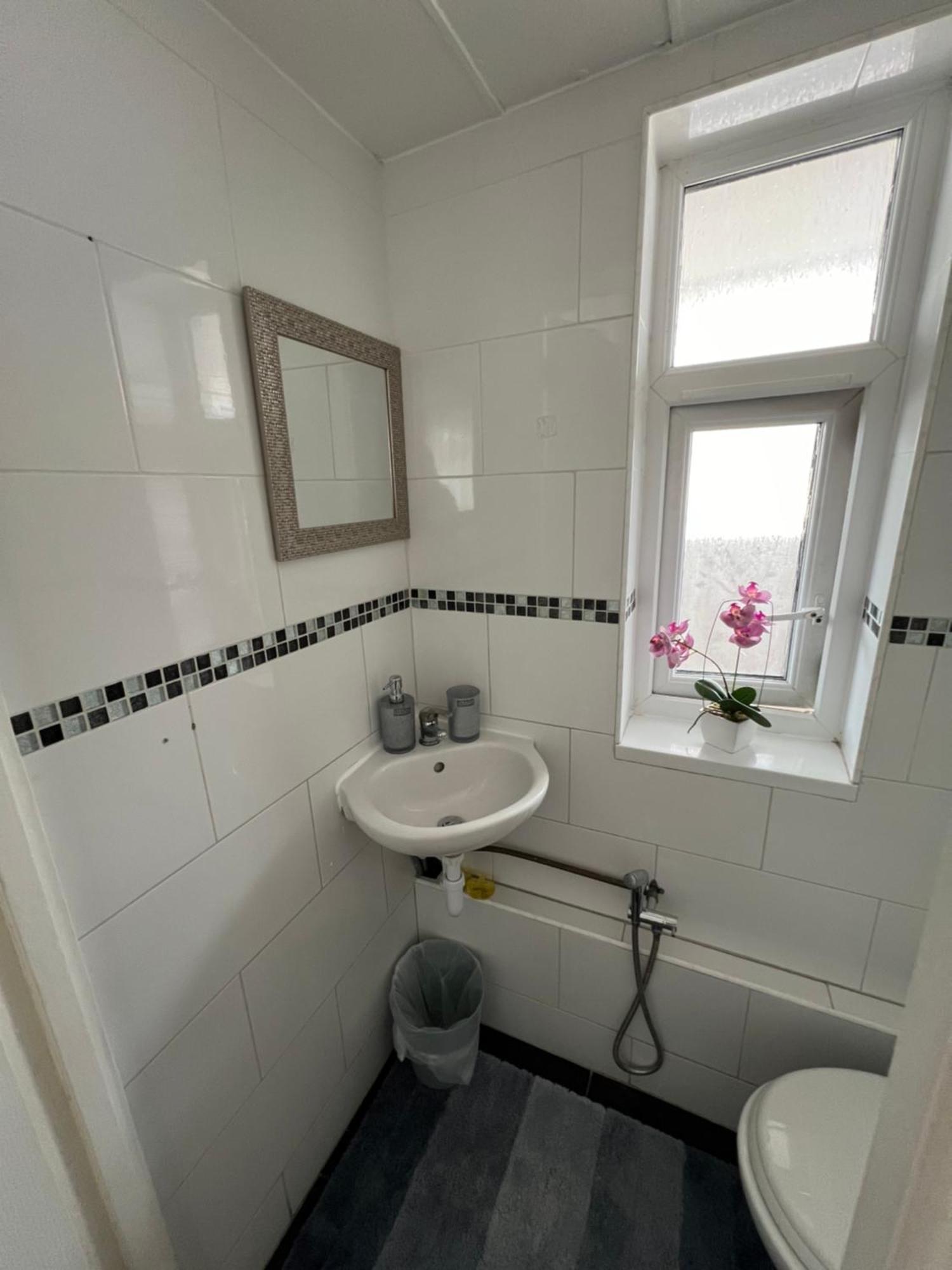 Spacious For Rent 10 Min From Tower Bridge London